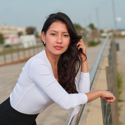 Karen  zoekt een Studio / Kamer in Tilburg