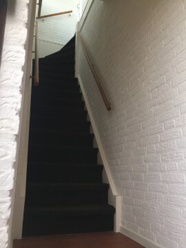 Via de trapopgang ga je naar jouw studentenkamer