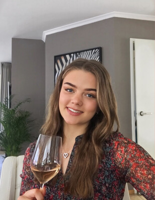 Elena zoekt een Kamer in Tilburg